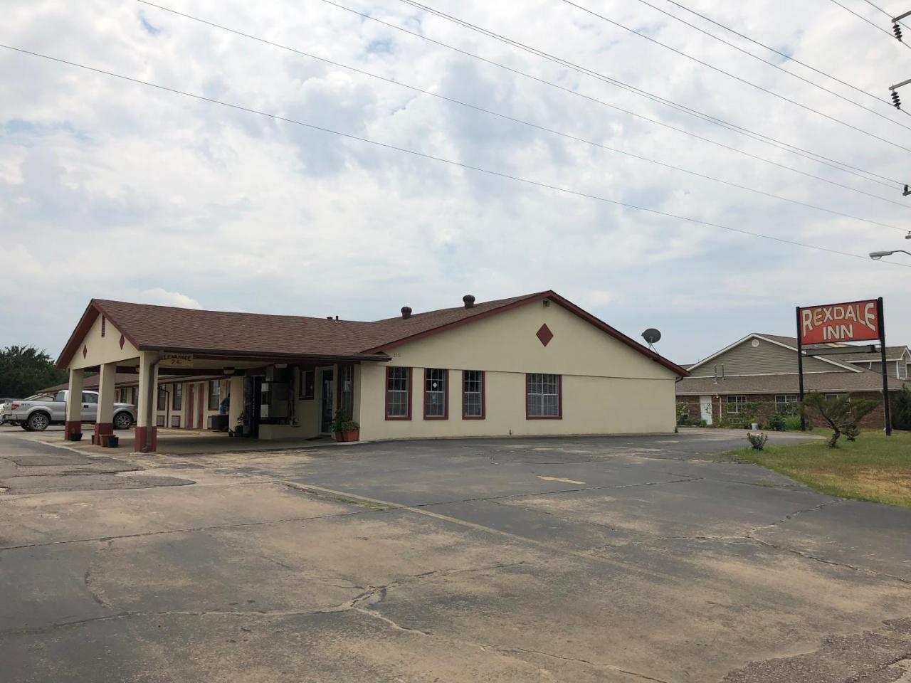 Rexdale Inn Seminole Екстериор снимка
