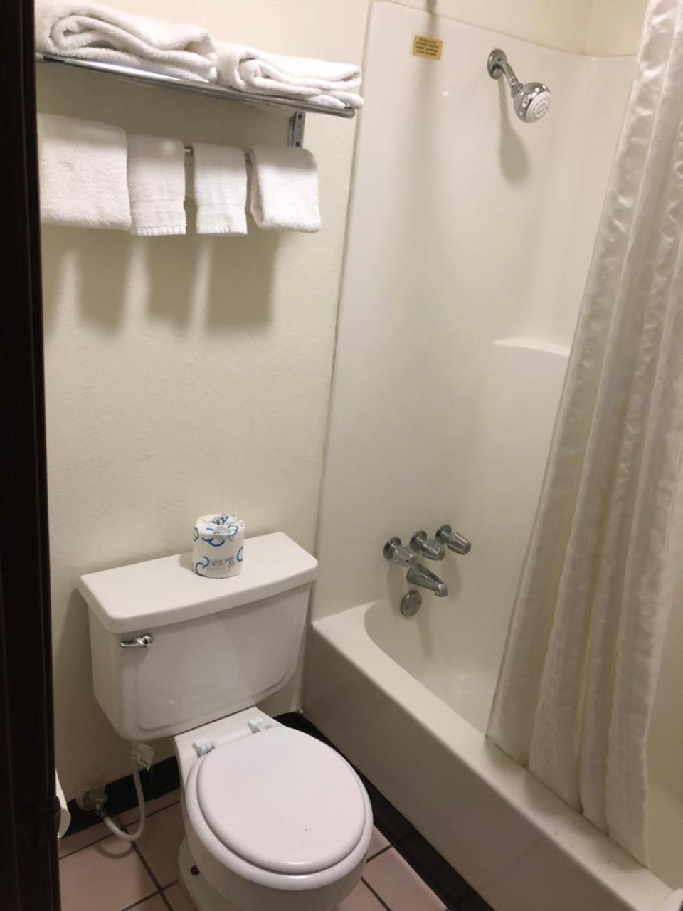 Rexdale Inn Seminole Екстериор снимка